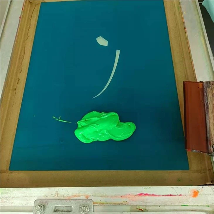 Silicone blek gljáandi